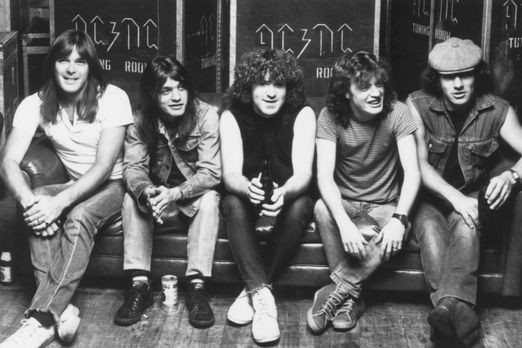 AC DC Album Collection 320Kbps eNJoY iT